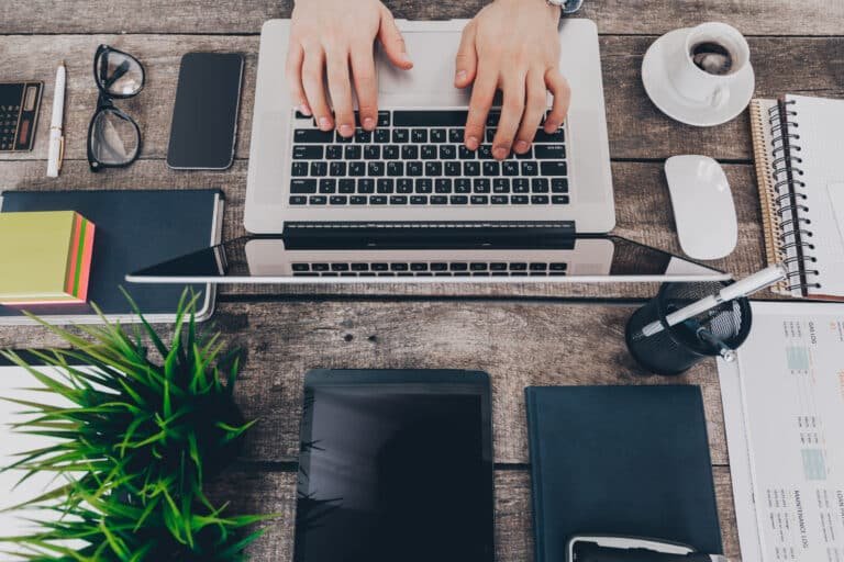 Create digital marketing team in Cyprus providing turnkey solutions for small businesses