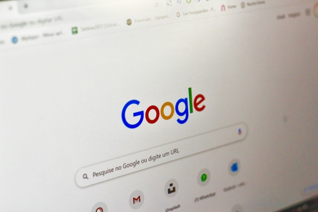 Σελίδα αναζήτησης Google ανοιχτή σε ένα πρόγραμμα περιήγησης ιστού.